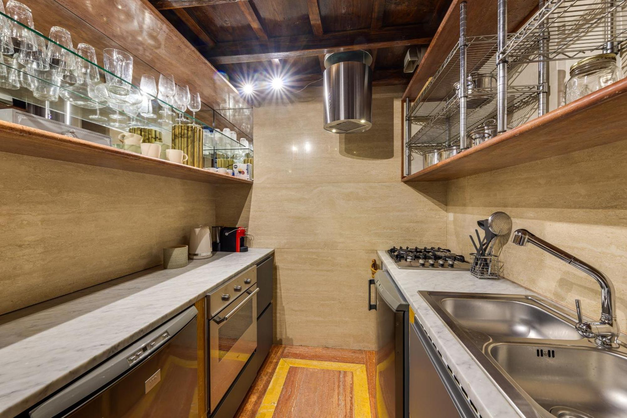 Apartment Borgo Pio Experience *